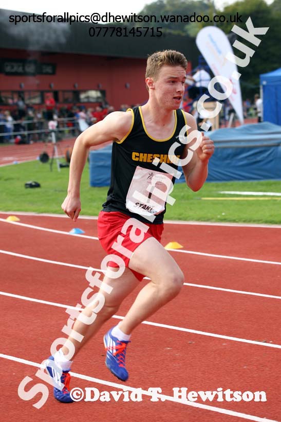 Mens 400 metres at the Northern Inter-Counties under-17s and 15s at Witton Park, Blackburn. Photo: David T. Hewitson/Sports for All Pics
